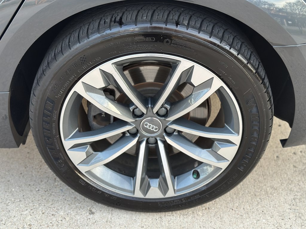 2017 Audi A4 Image 47