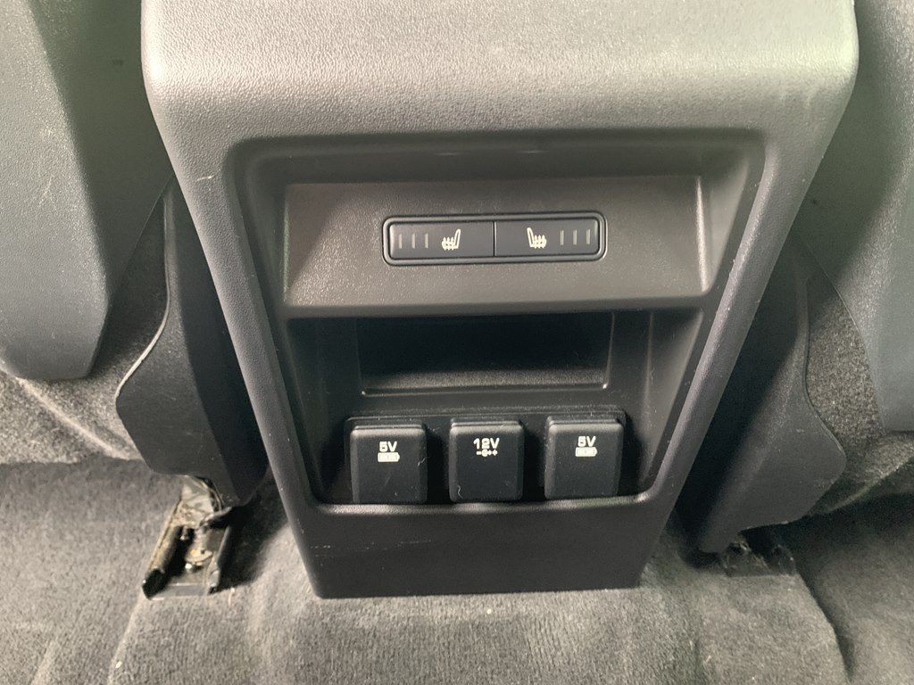 2016 Land Rover Discovery Sport Image 33