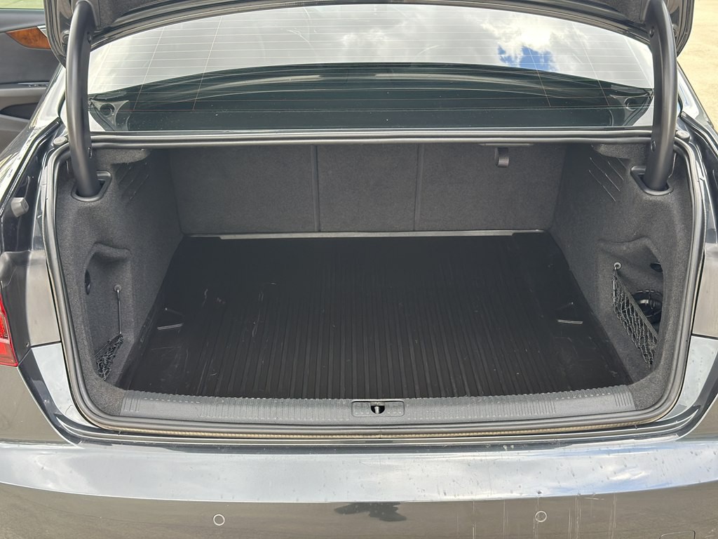 2018 Audi A4 Image 33