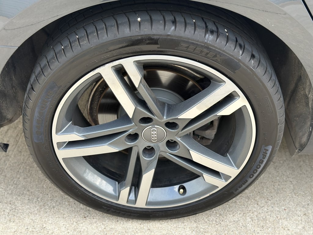 2018 Audi A4 Image 40