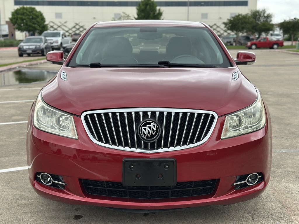 2013 Buick Lacrosse Image 2