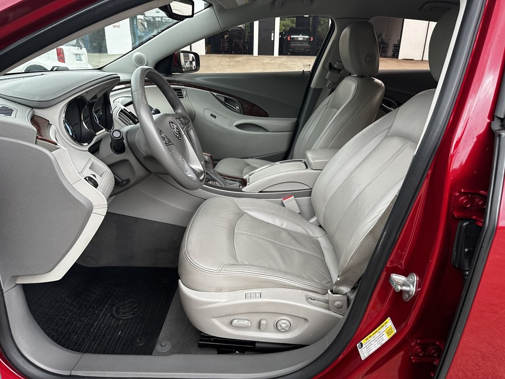 2013 Buick Lacrosse Image 11