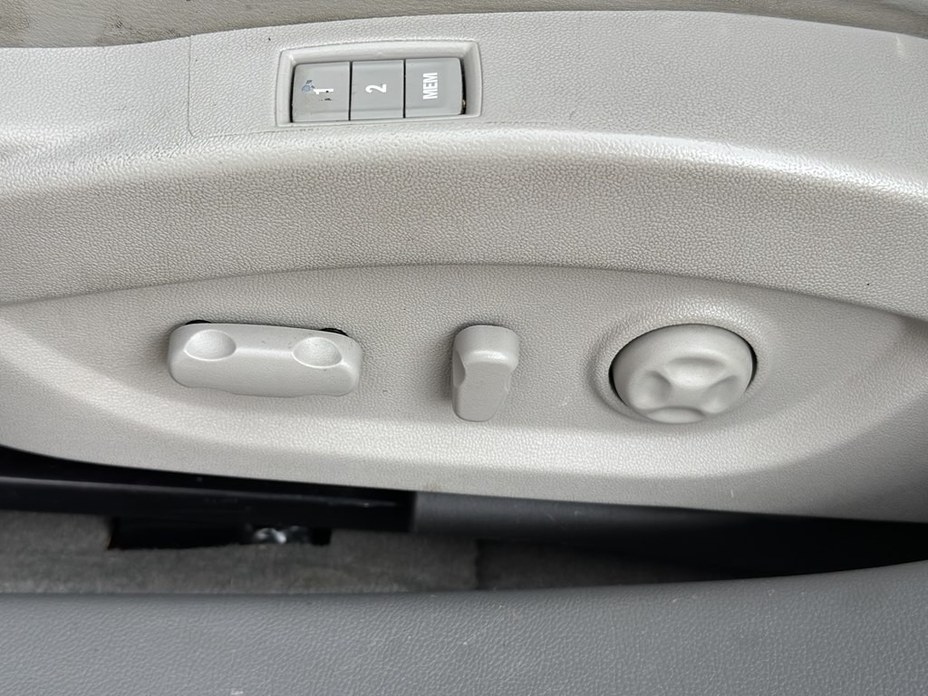 2013 Buick Lacrosse Image 12