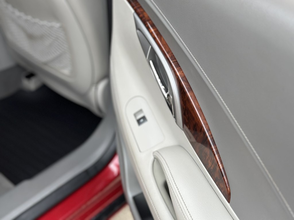 2013 Buick Lacrosse Image 26
