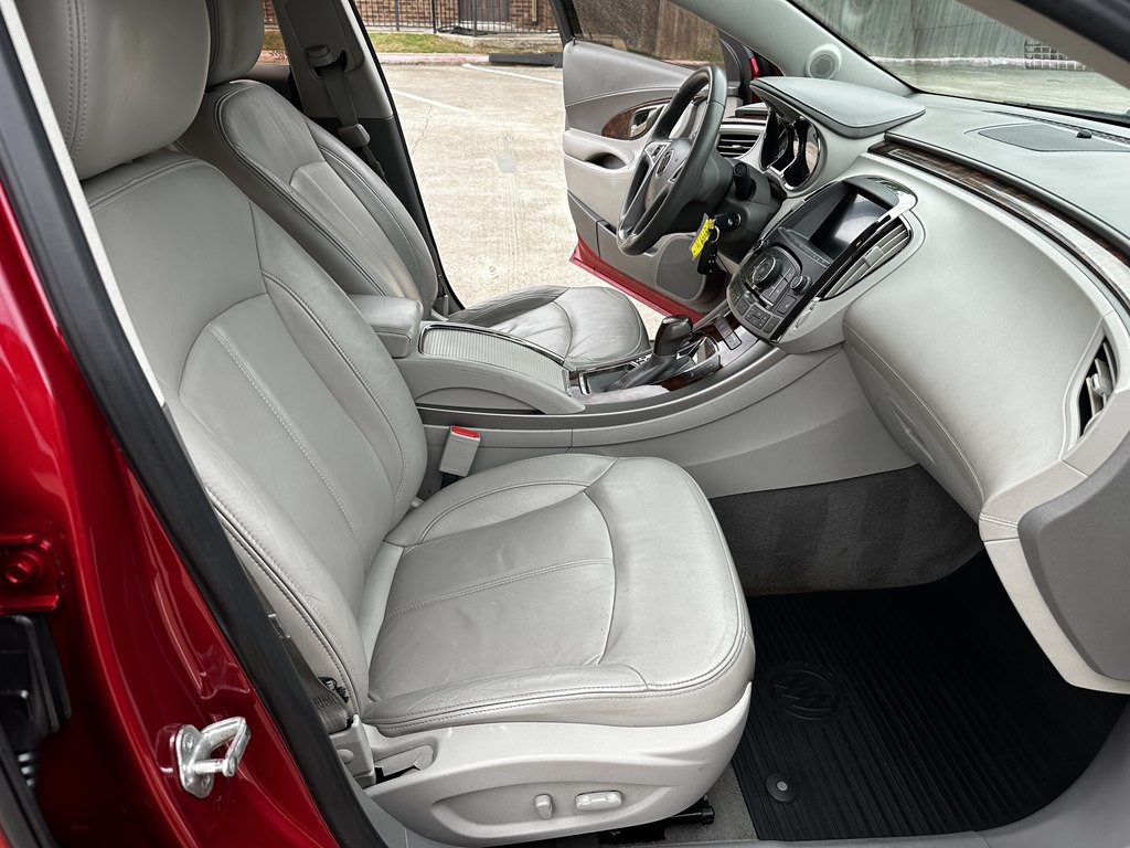 2013 Buick Lacrosse Image 34