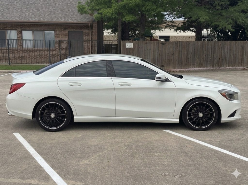 2014 Mercedes-Benz CLA-Class Image 4