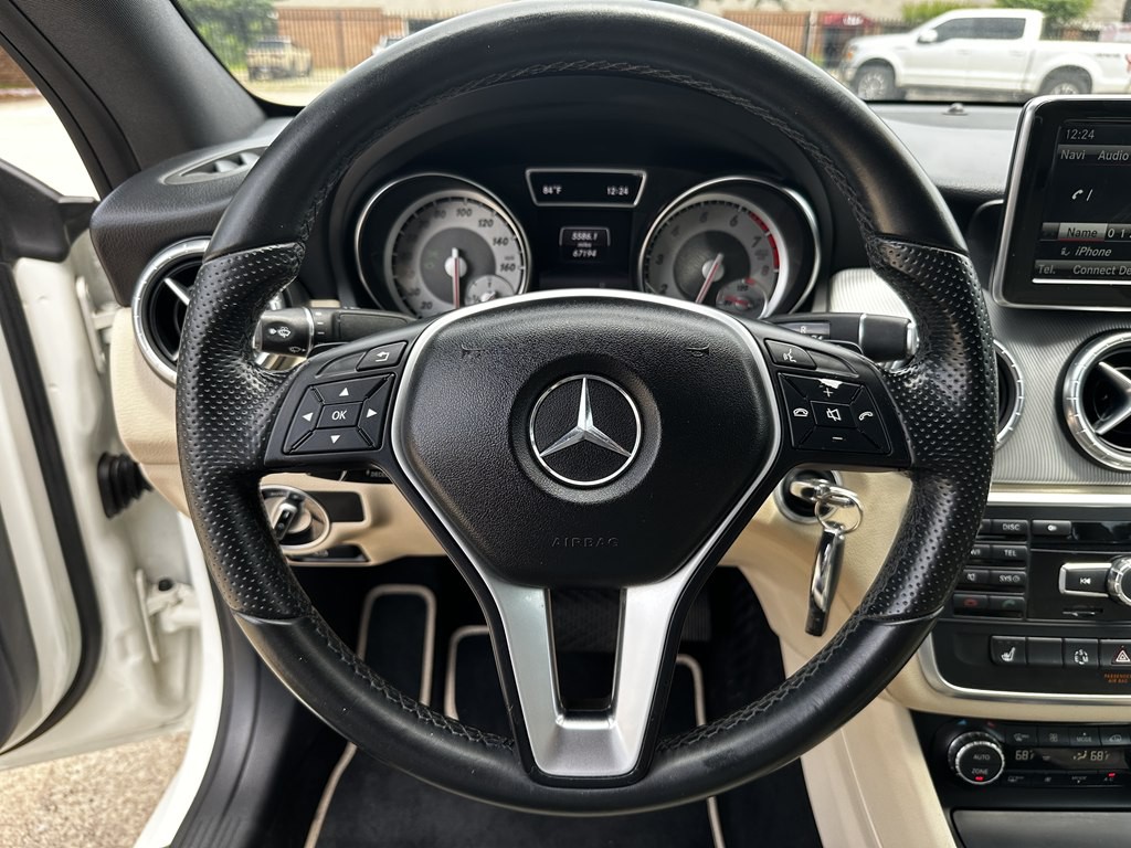 2014 Mercedes-Benz CLA-Class Image 13