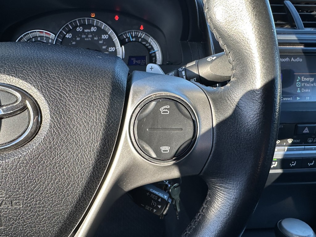 2014 Toyota Camry Image 15