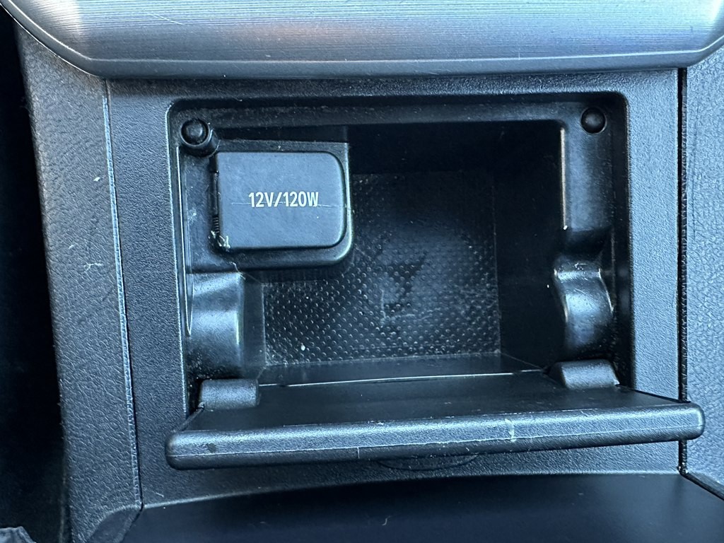 2014 Toyota Camry Image 19