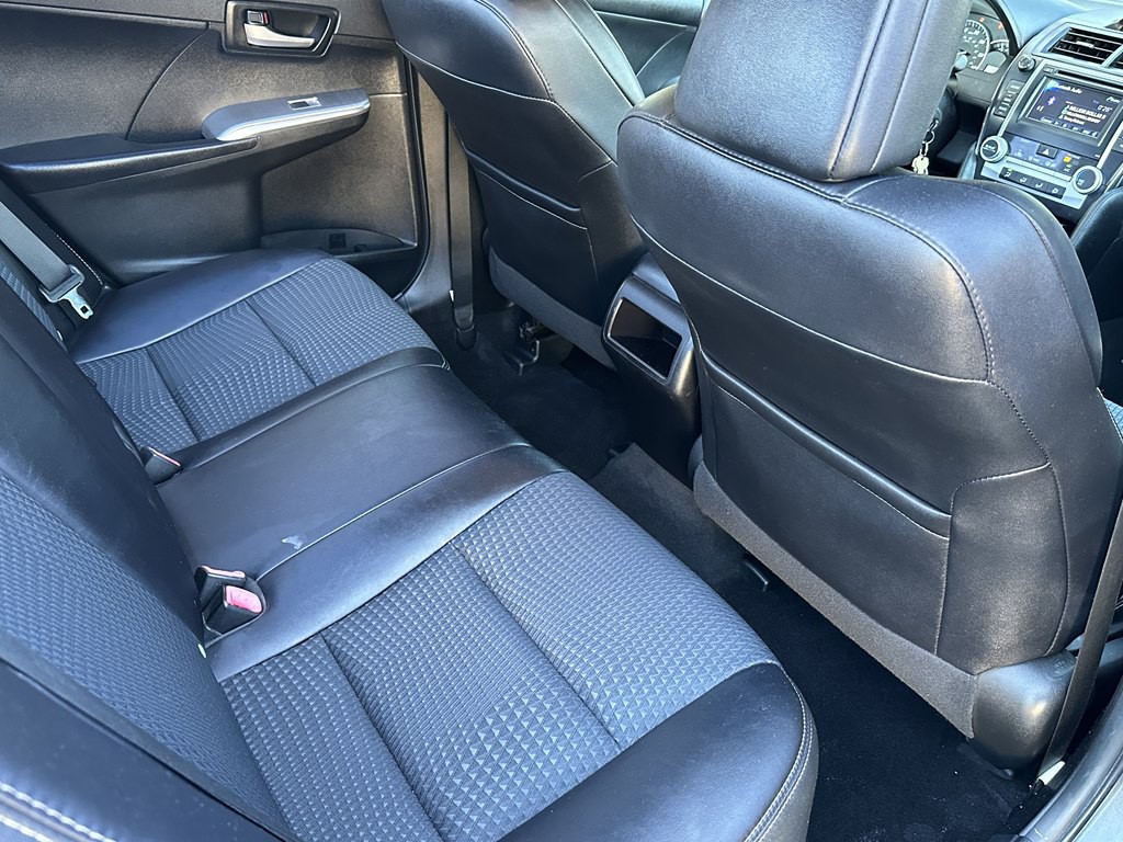 2014 Toyota Camry Image 27