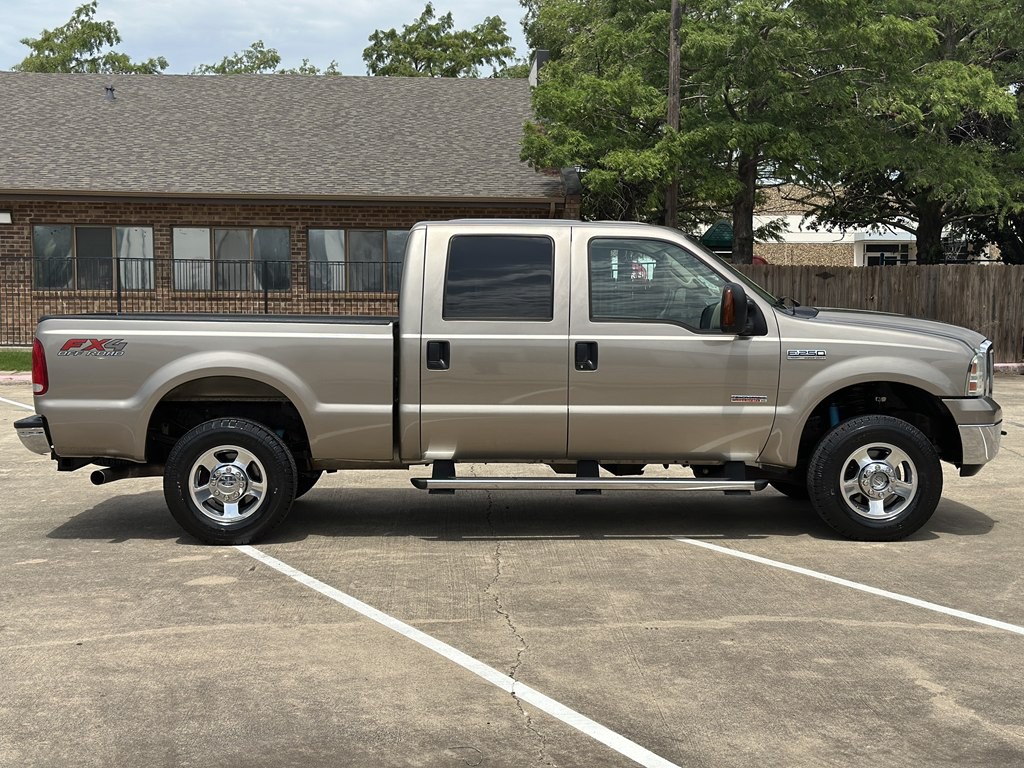 2005 Ford F-250 Image 6