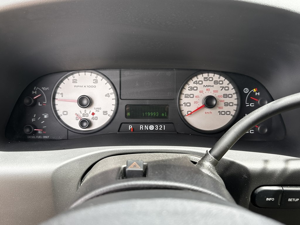 2005 Ford F-250 Image 25