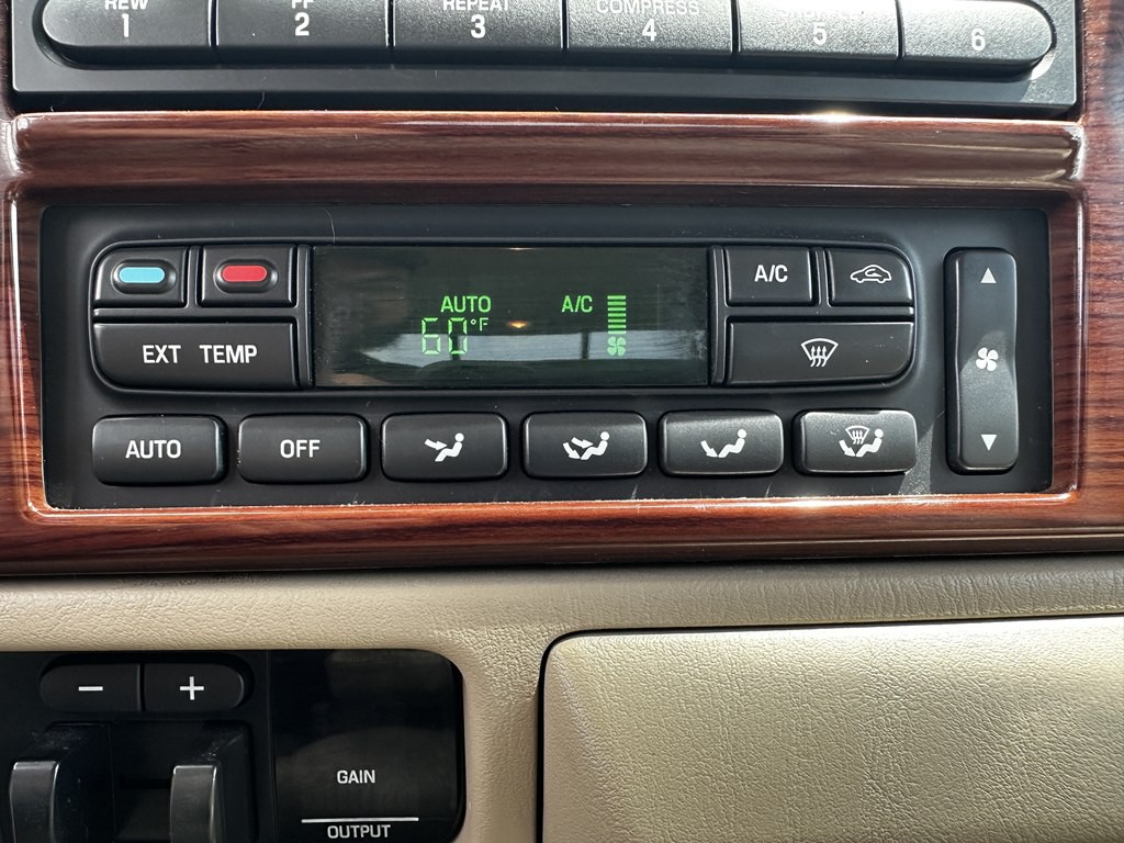 2005 Ford F-250 Image 30