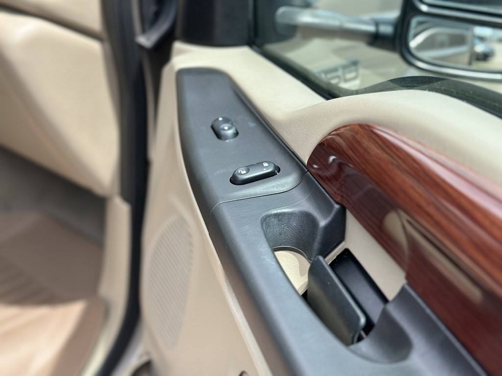 2005 Ford F-250 Image 34