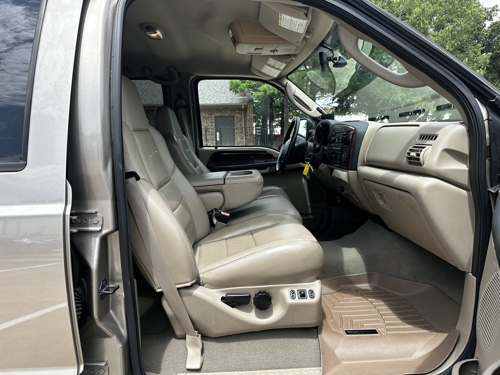 2005 Ford F-250 Image 35