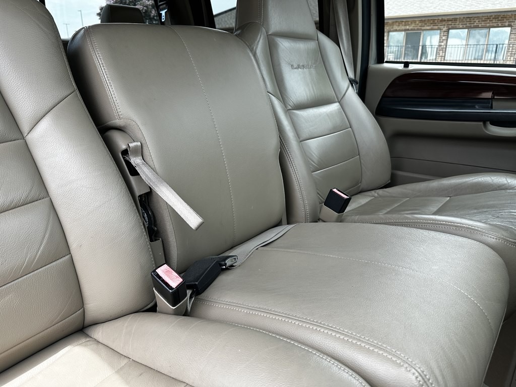 2005 Ford F-250 Image 38