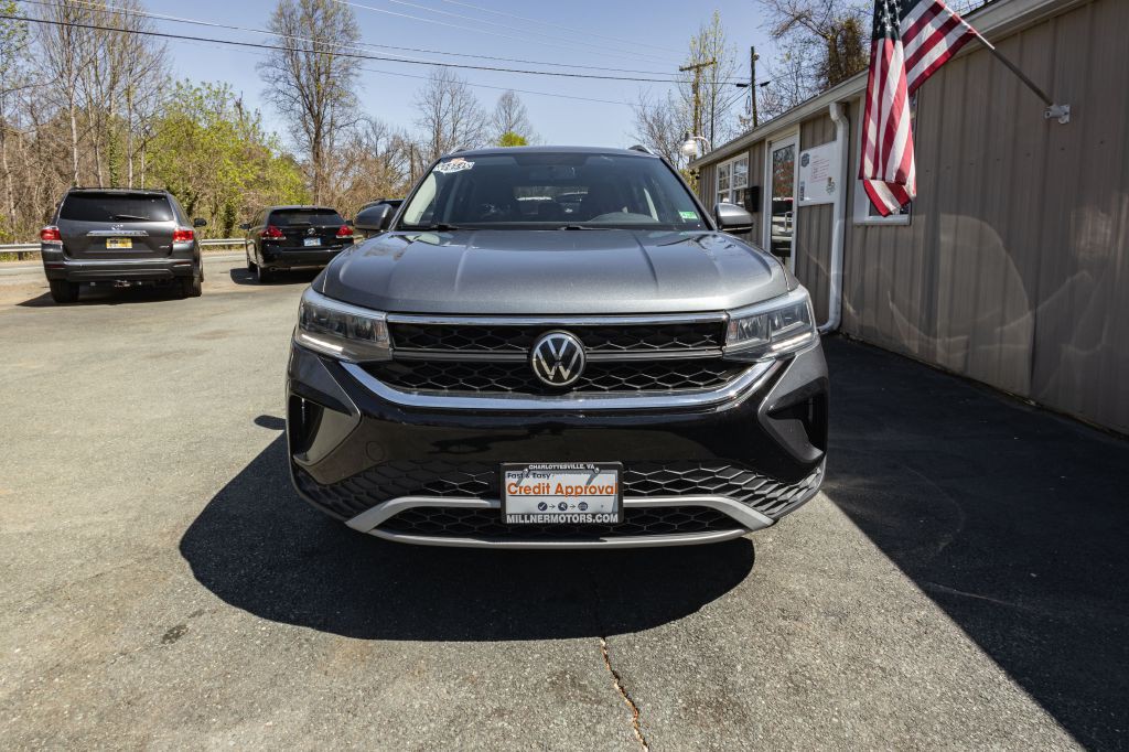 2022 Volkswagen Taos Image 3