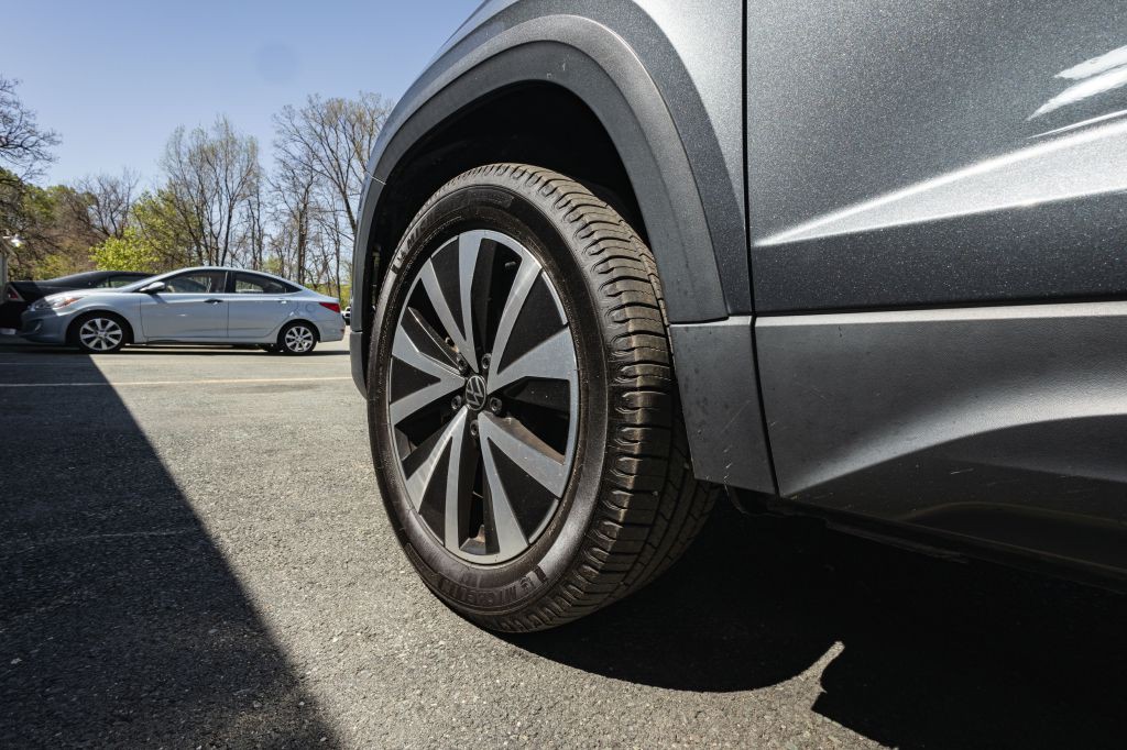 2022 Volkswagen Taos Image 7