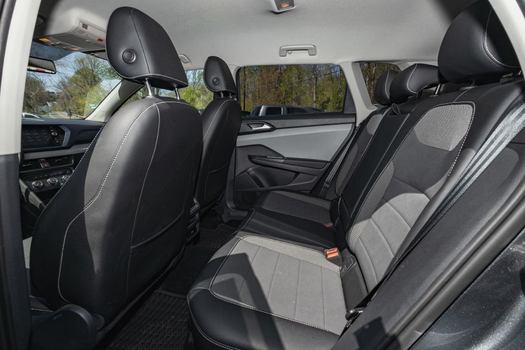 2022 Volkswagen Taos Image 26