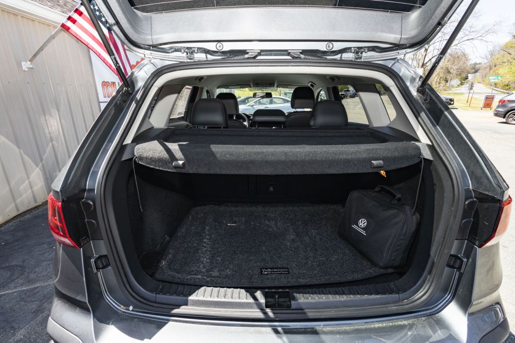 2022 Volkswagen Taos Image 43