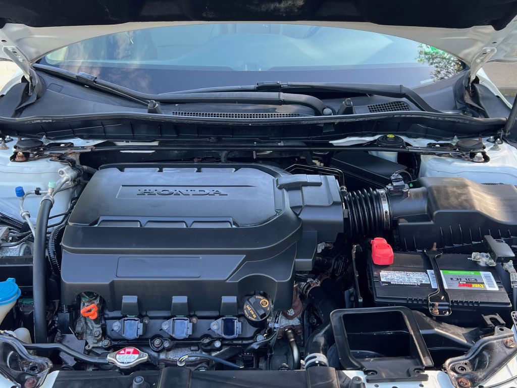 2013 Honda Accord Image 15