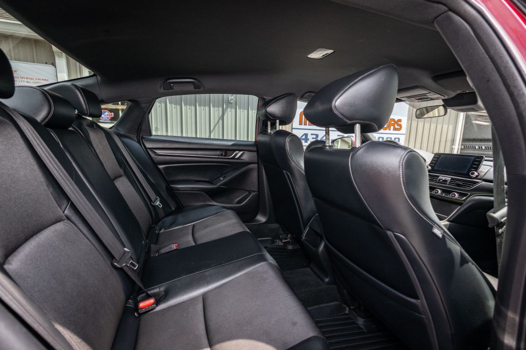 2018 Honda Accord Image 8