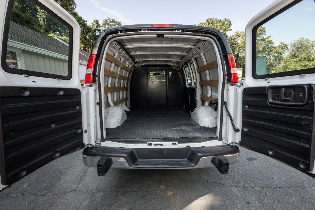 2023 Chevrolet Express Image 8