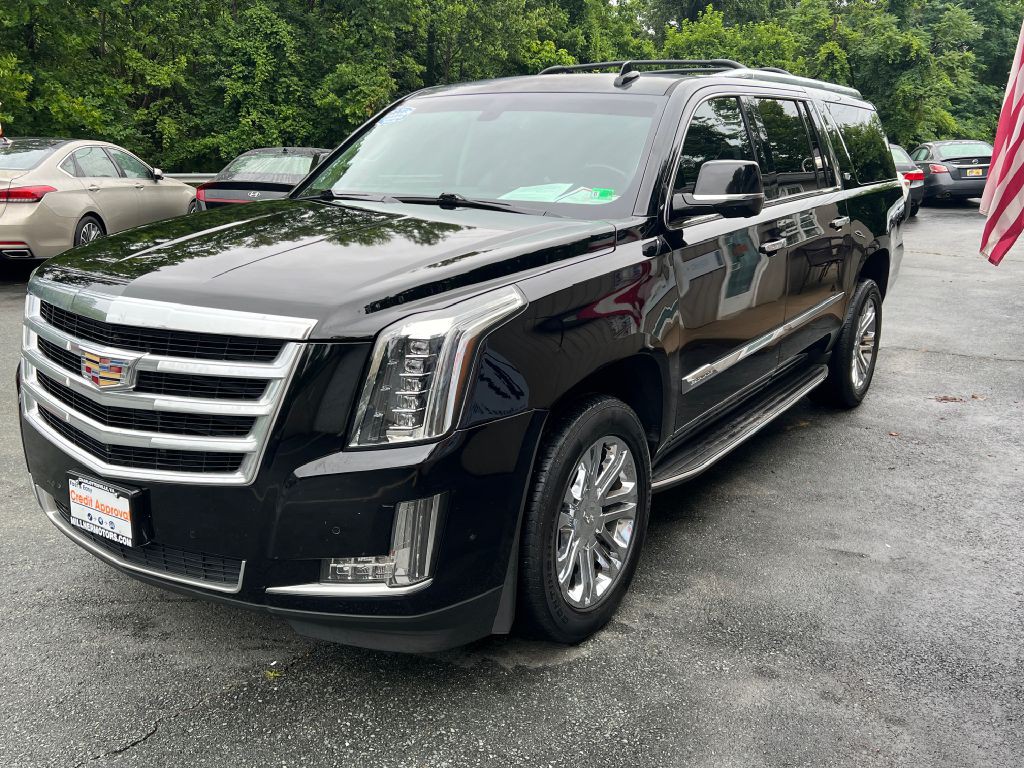 2018 Cadillac Escalade Image 3