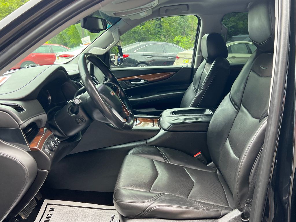 2018 Cadillac Escalade Image 6