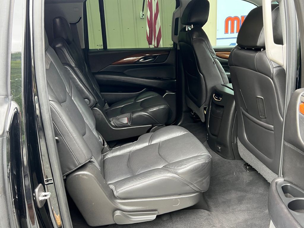 2018 Cadillac Escalade Image 10