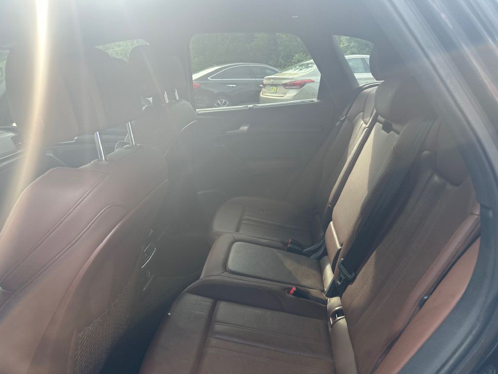 2019 Audi Q5 Image 10