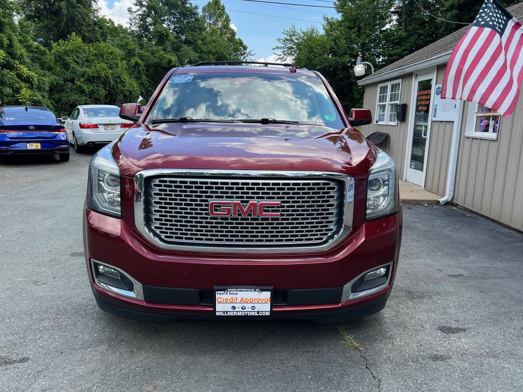 2017 GMC Yukon Image 2
