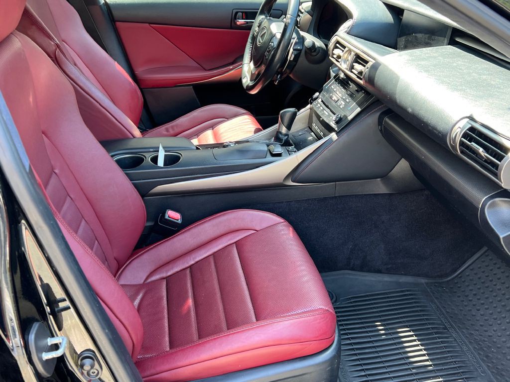 2014 Lexus IS Image 13
