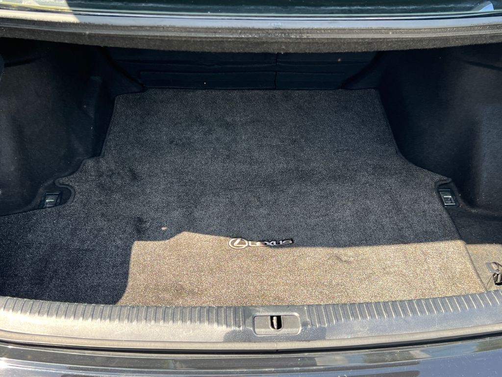 2014 Lexus IS Image 15