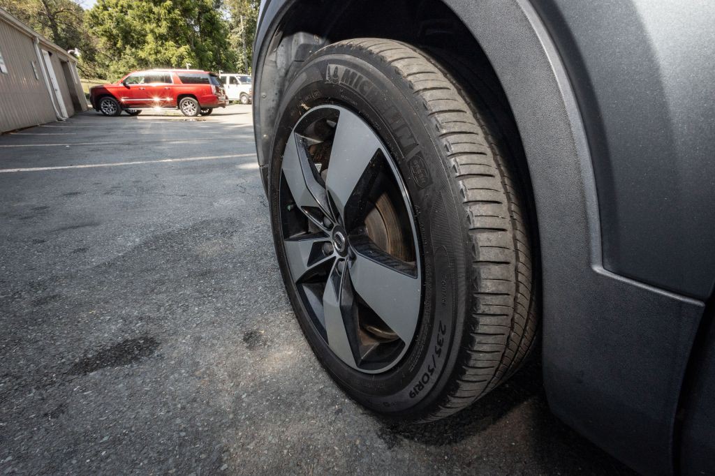 2019 Volvo XC40 Image 5