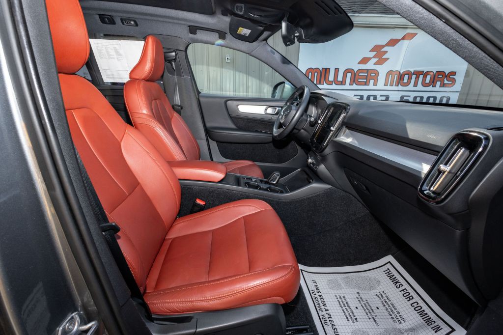 2019 Volvo XC40 Image 11