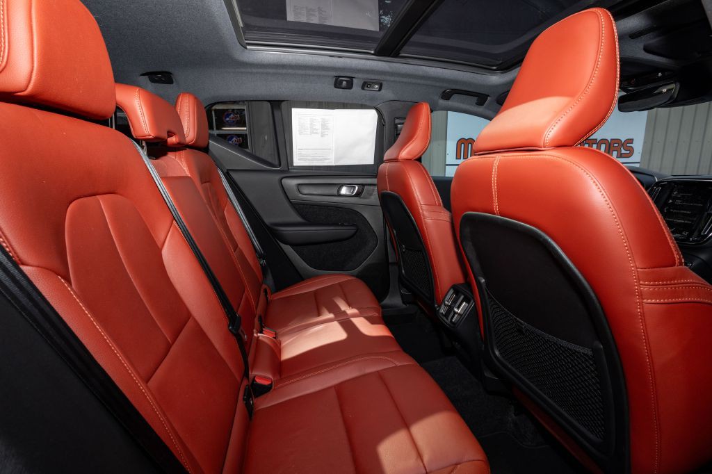 2019 Volvo XC40 Image 15