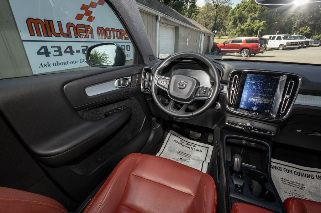 2019 Volvo XC40 Image 18