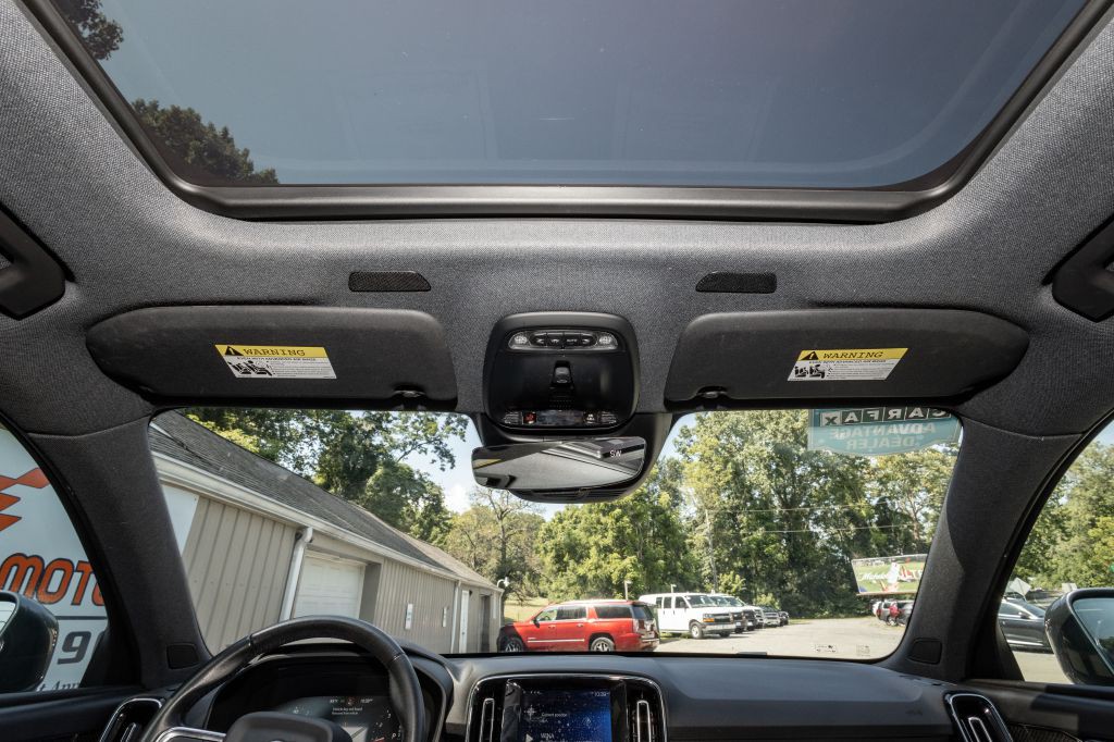 2019 Volvo XC40 Image 21