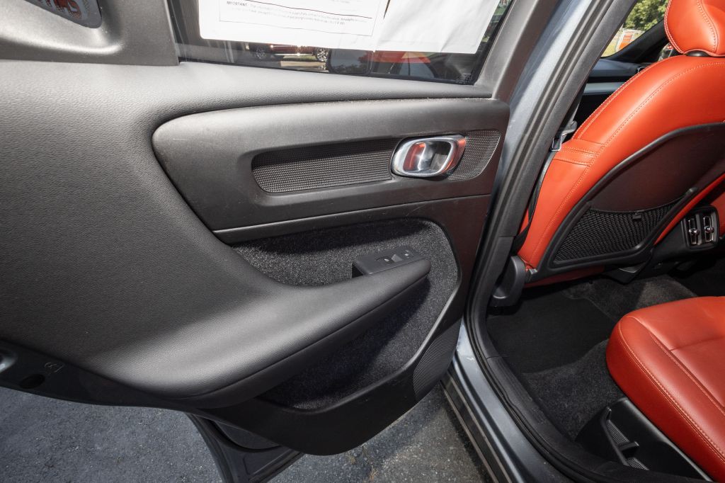 2019 Volvo XC40 Image 22