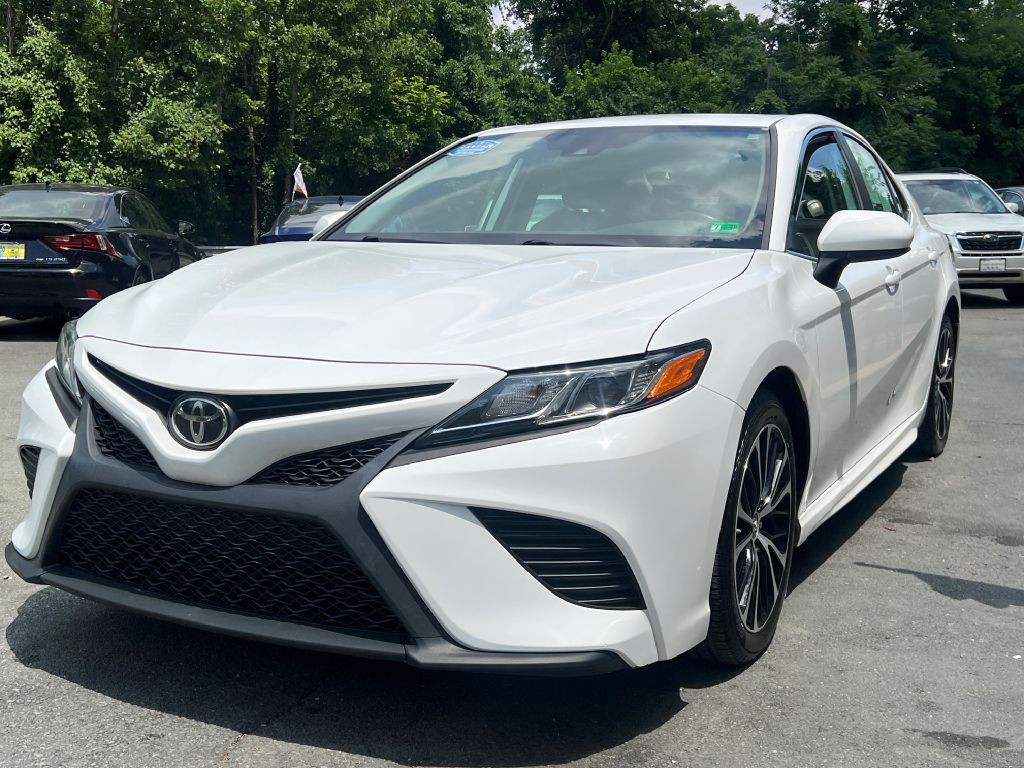2019 Toyota Camry Image 4