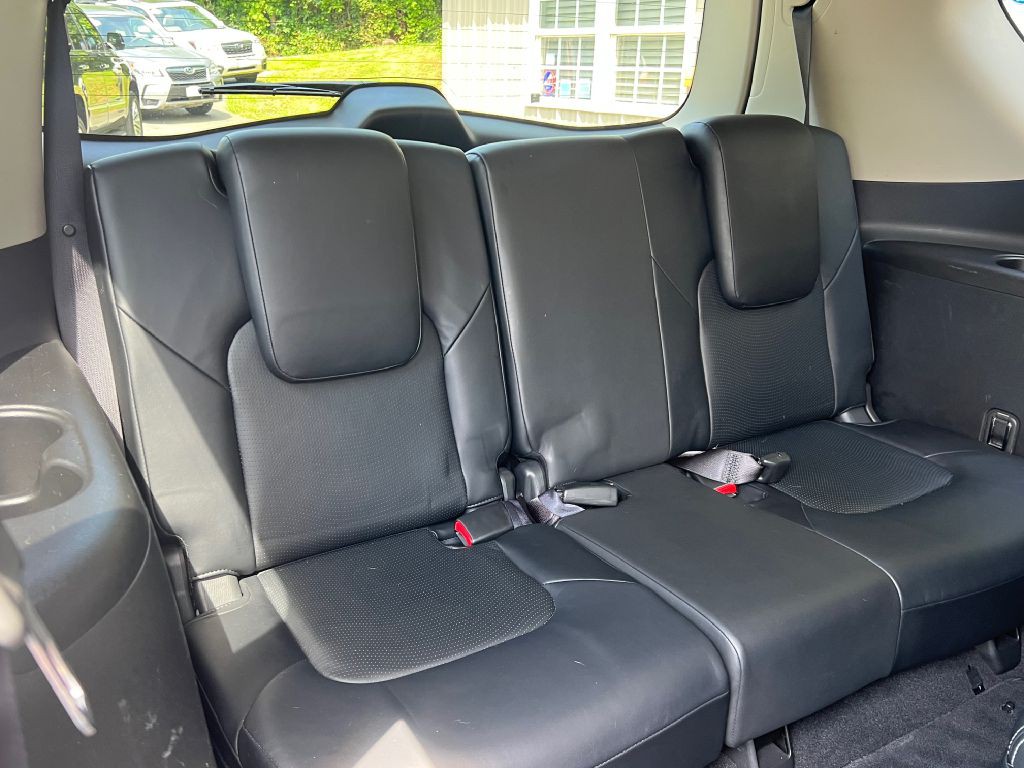 2015 INFINITI QX80 Image 19