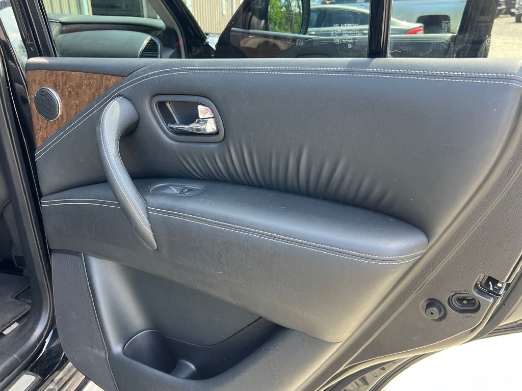 2015 INFINITI QX80 Image 20