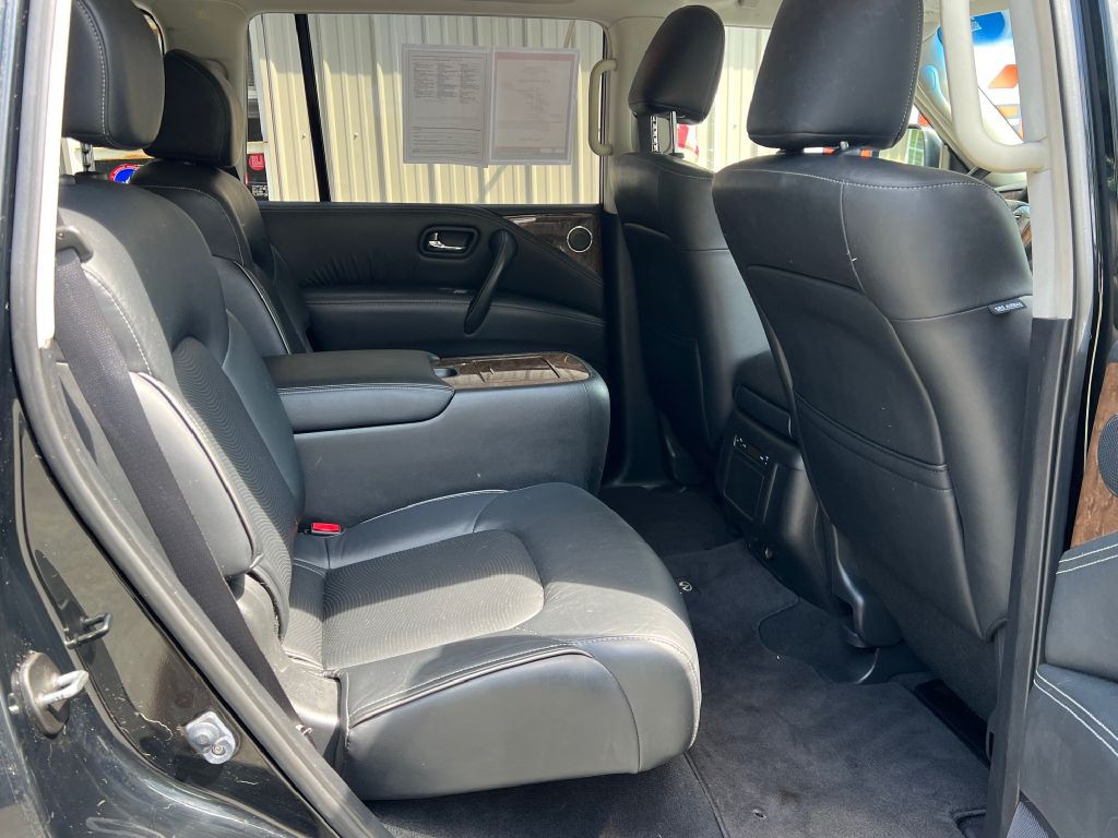 2015 INFINITI QX80 Image 21