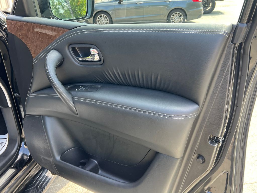 2015 INFINITI QX80 Image 22