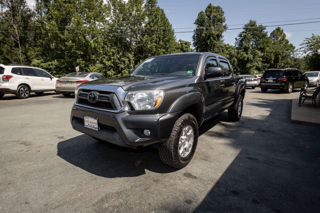 2013 Toyota Tacoma Image 2