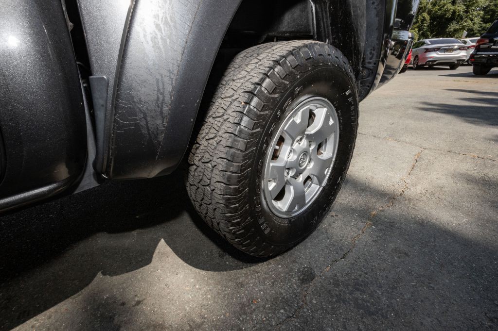 2013 Toyota Tacoma Image 4