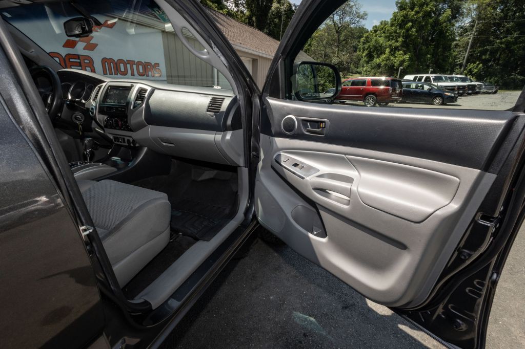 2013 Toyota Tacoma Image 7