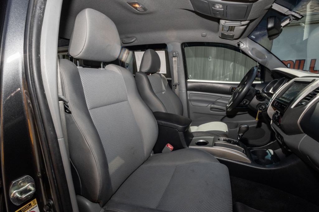 2013 Toyota Tacoma Image 9