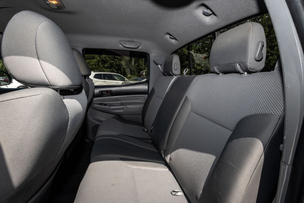 2013 Toyota Tacoma Image 15